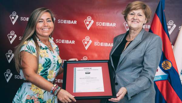 Entrega del certificado Entrega del certificado