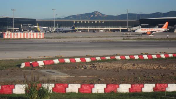 Aeropuerto de Barcelona El Prat. Aeropuerto de Barcelona El Prat.