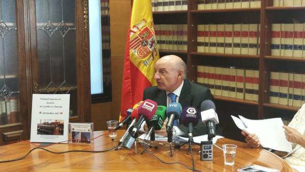 Vicente Rouco (TSJCM) presenta Memoria Judicial 2018 Vicente Rouco (TSJCM) presenta Memoria Judicial 2018
