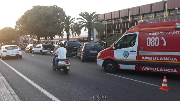Cuatro heridos, dos de ellos menores, en un accidente Cuatro heridos, dos de ellos menores, en un accidente