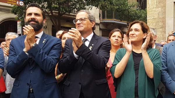 Roger Torrent, Quim Torra y Ada Colau. Roger Torrent, Quim Torra y Ada Colau.