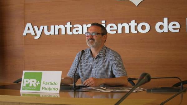 Rubén Antoñanzas, momentos previos a la rueda de prensa Rubén Antoñanzas, momentos previos a la rueda de prensa