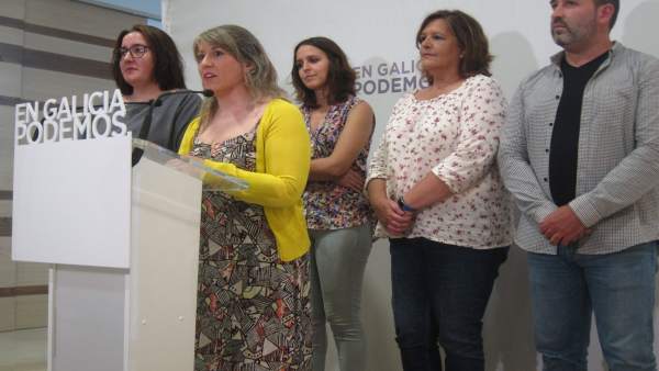 La secretaria xeral de Podemos Galicia, Carmen Santos, en rueda de prensa La secretaria xeral de Podemos Galicia, Carmen Santos, en rueda de prensa
