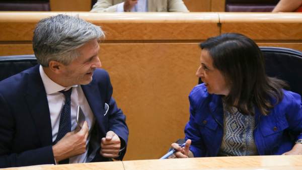 Fernando Grande- Marlaska y Margarita Robles en el Senado Fernando Grande- Marlaska y Margarita Robles en el Senado