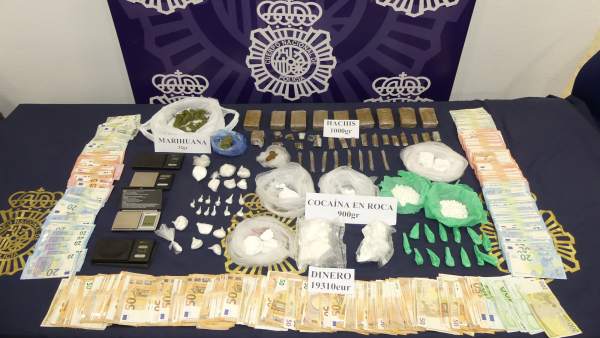 Cae un punto de venta de cocaína y hachís en Ronda y detienen a cinco personas por narcotráfico   789666-600-338