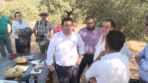 Vara inaugura 'Gastro Dehesa' Vara inaugura 'Gastro Dehesa'