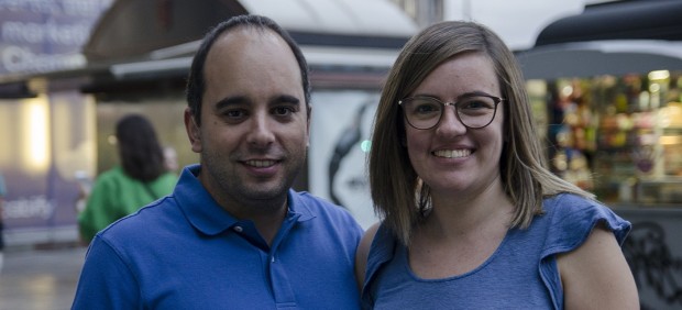 Gonzalo y Mireia en Plaza de Castilla