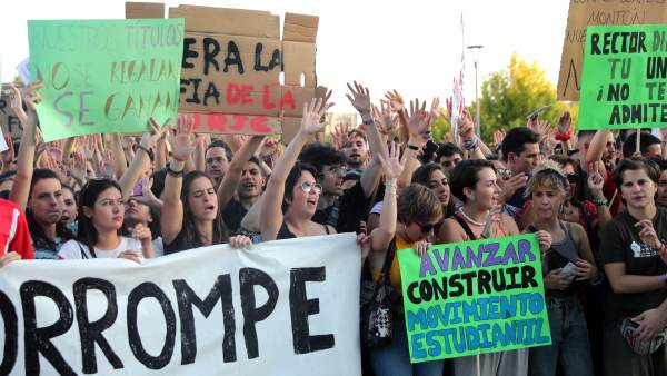 Huelga de los estudiantes de la URJC Huelga de los estudiantes de la URJC