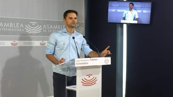 ÞÁlvaro Jaén en rueda de prensa este martes en Mérida ÞÁlvaro Jaén en rueda de prensa este martes en Mérida