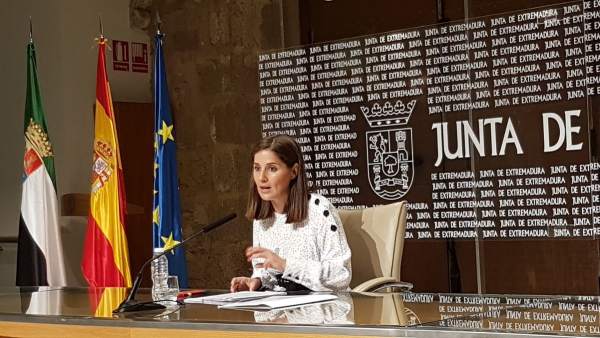 La portavoz de la Junta de Extremadura, Isabel Gil Rosiña La portavoz de la Junta de Extremadura, Isabel Gil Rosiña