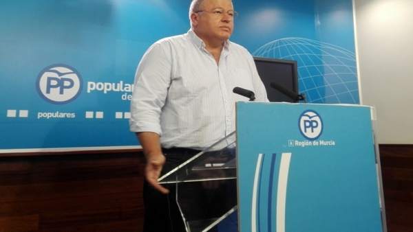 El senador y viceportavoz del PP de la Región de Murcia, Francisco Bernabé El senador y viceportavoz del PP de la Región de Murcia, Francisco Bernabé