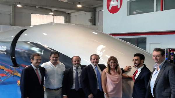 La presidenta de la Junta, Susana Díaz, presenta el nuevo tren Hyperloop La presidenta de la Junta, Susana Díaz, presenta el nuevo tren Hyperloop