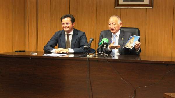 Góngora y Amat, en rueda de prensa tras la firma del convenio Góngora y Amat, en rueda de prensa tras la firma del convenio