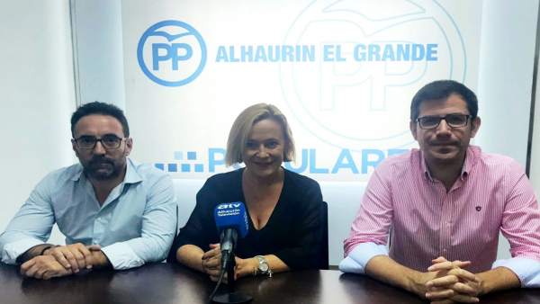 Mariví Romero en rueda de prensa en Alhaurín el Grande Mariví Romero en rueda de prensa en Alhaurín el Grande