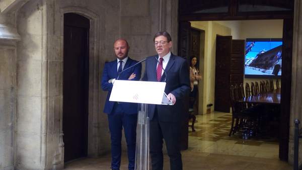 Toni Gaspar y Ximo Puig tras la reunión mantenida en el Palau de la Generalitat Toni Gaspar y Ximo Puig tras la reunión mantenida en el Palau de la Generalitat