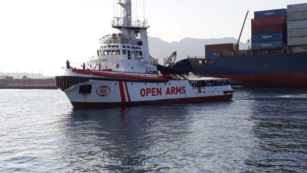 Buque 'Open Arms' a su llegada al muelle de Crinavis Buque 'Open Arms' a su llegada al muelle de Crinavis