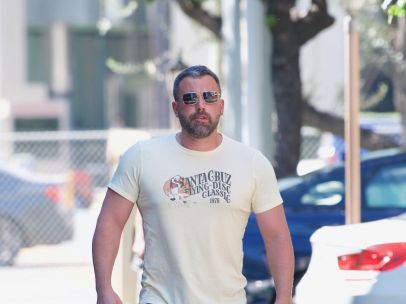 Ben Affleck reaparece tras un mes de rehabilitación