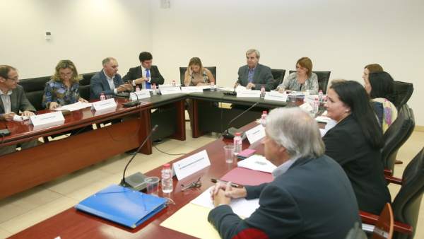 Reunión de la Mesa Sectorial de Función Pública, presidida por el consejero Reunión de la Mesa Sectorial de Función Pública, presidida por el consejero