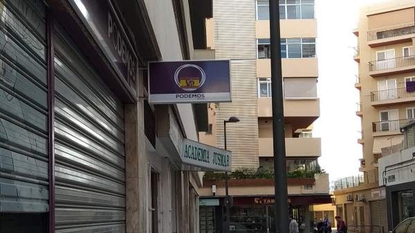 Pintadas en la sede de Podemos en Ibiza Pintadas en la sede de Podemos en Ibiza