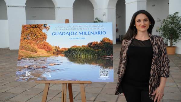 Gómez presenta 'Guadajoz Milenario' Gómez presenta 'Guadajoz Milenario'