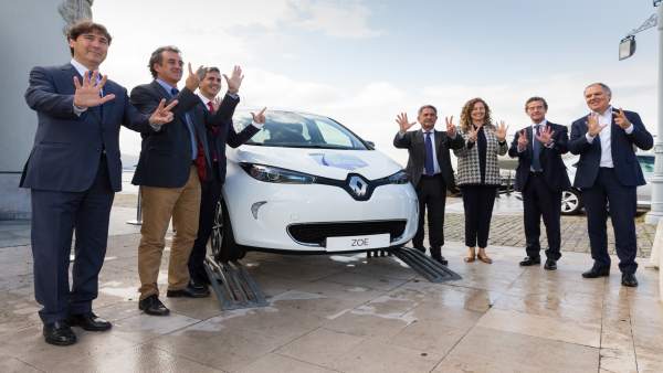 El Puerto de Santander celebra su coche 7 millones El Puerto de Santander celebra su coche 7 millones