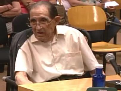 Absuelto Eduardo Vela por el caso de 'bebés robados'