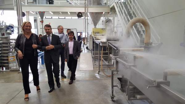 Visita de la consejera Gastón a Bada. Visita de la consejera Gastón a Bada.
