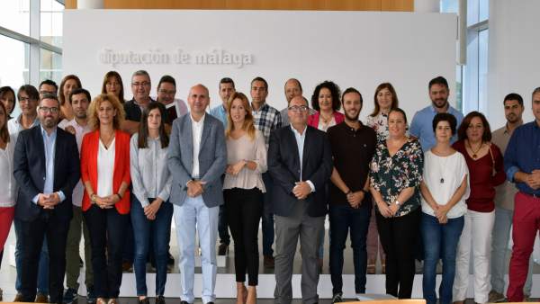 Conejo con alcaldes y portavoces socialistas PSOE en málaga Diputación PFEA Conejo con alcaldes y portavoces socialistas PSOE en málaga Diputación PFEA