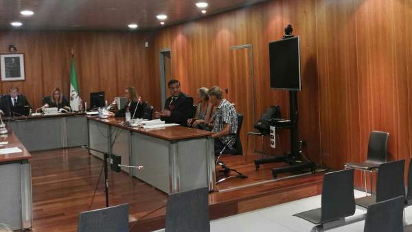 Juicio jurado hombre acusado matar a su mujer por la pensión Juicio jurado hombre acusado matar a su mujer por la pensión