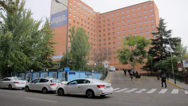 Hospital Clínico Universitario de Valladolid. Hospital Clínico Universitario de Valladolid.