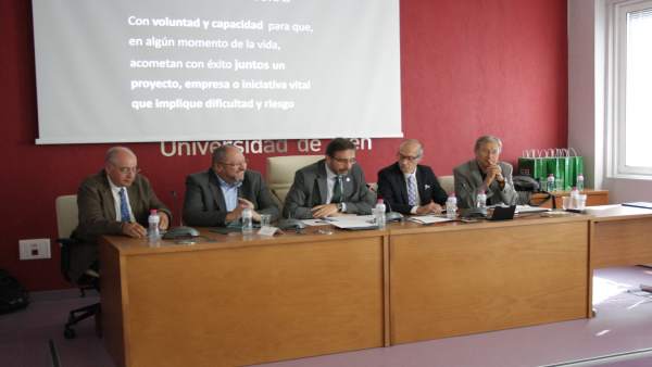 Inauguración de la jornada 'Gobernanza y política universitaria'. Inauguración de la jornada 'Gobernanza y política universitaria'.