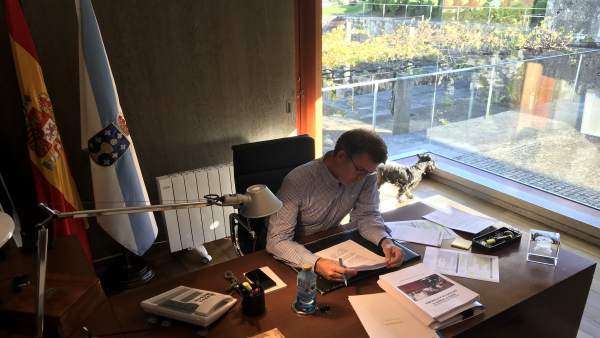 Feijóo prepara su intervención en el Debate sobre el Estado de la Autonomía Feijóo prepara su intervención en el Debate sobre el Estado de la Autonomía