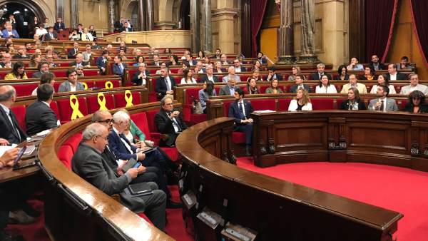 Pleno del Parlament (Archivo) Pleno del Parlament (Archivo)