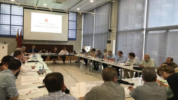 Mesa Sectorial de Oposiciones al Cuerpo de Maestros Mesa Sectorial de Oposiciones al Cuerpo de Maestros
