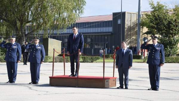 Pedro Sánchez en la Base aérea de Los Llanos Pedro Sánchez en la Base aérea de Los Llanos
