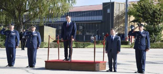 Pedro Sánchez en la Base aérea de Los Llanos