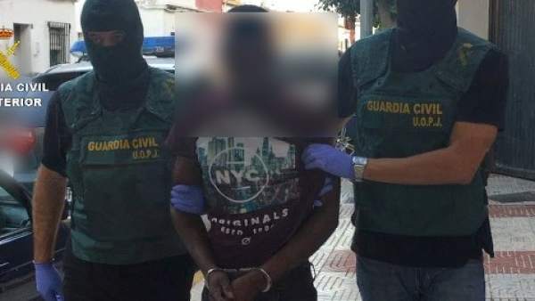 Detenido por violencia machista Detenido por violencia machista