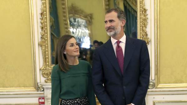 Los reyes Los reyes