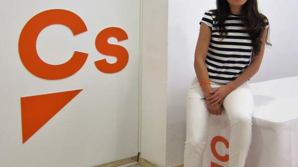 La cabeza de lista de Ciudadanos al Parlamento andaluz por Jaén, Mónica Moreno. La cabeza de lista de Ciudadanos al Parlamento andaluz por Jaén, Mónica Moreno.