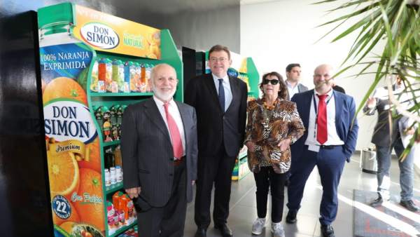 Ximo Puig visita el grupo García Carrión Ximo Puig visita el grupo García Carrión