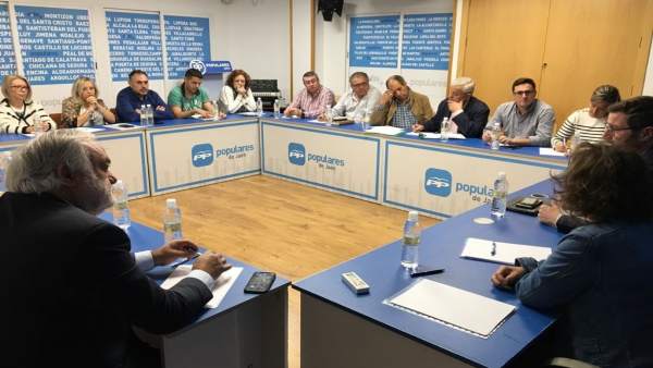 Reunión del PP de Jaén con representantes del sector sanitario. Reunión del PP de Jaén con representantes del sector sanitario.