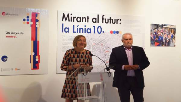 Salvador presenta la exposición de los 30 años del metro en Colón Salvador presenta la exposición de los 30 años del metro en Colón