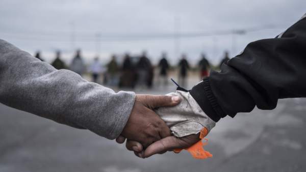 Menores inmigrantes no acompañados en Ceuta Menores inmigrantes no acompañados en Ceuta