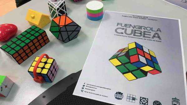 Presentación del Campeonato Internacional de Rubik en Fuengirola Presentación del Campeonato Internacional de Rubik en Fuengirola