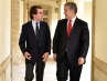 Aznar pide a Sánchez que apoye la demanda para llevar a Maduro ante la Corte Penal Internacional