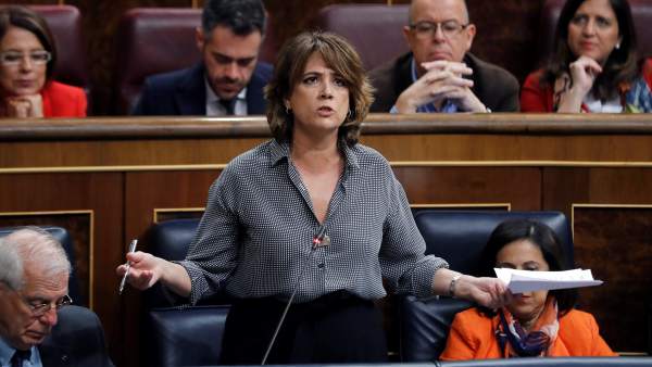 Dolores Delgado, en la sesión de control al Gobierno Dolores Delgado, en la sesión de control al Gobierno