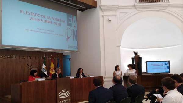 Acto del Día para la Erradicación de la Pobreza en la Asamblea de Extremadura Acto del Día para la Erradicación de la Pobreza en la Asamblea de Extremadura