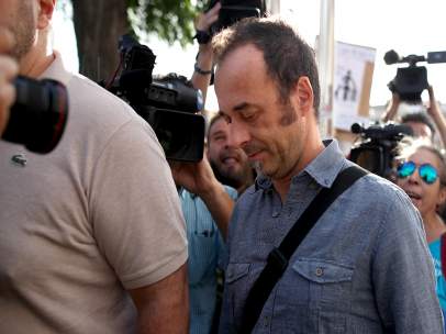 Francesco Arcuri, el excompañero de Juana Rivas, llega al juzgado de Granada