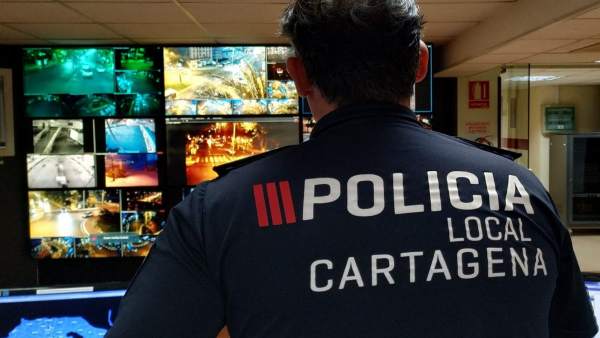 Sala de control de la Policía Localde Cartagena Sala de control de la Policía Localde Cartagena
