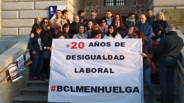 Empleados de la Biblioteca de C-LM Empleados de la Biblioteca de C-LM